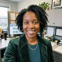 product review author profile picture